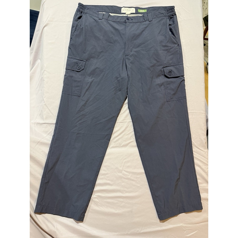 Disney Worldwide Services Cast Member Cargo Pants 2XL 30 Gray Recycled Plastic